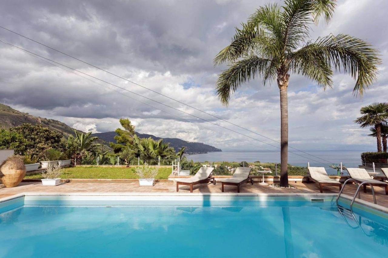 Luxury Taorum Villa With Spectacular Sea Views In Taormina Exterior foto