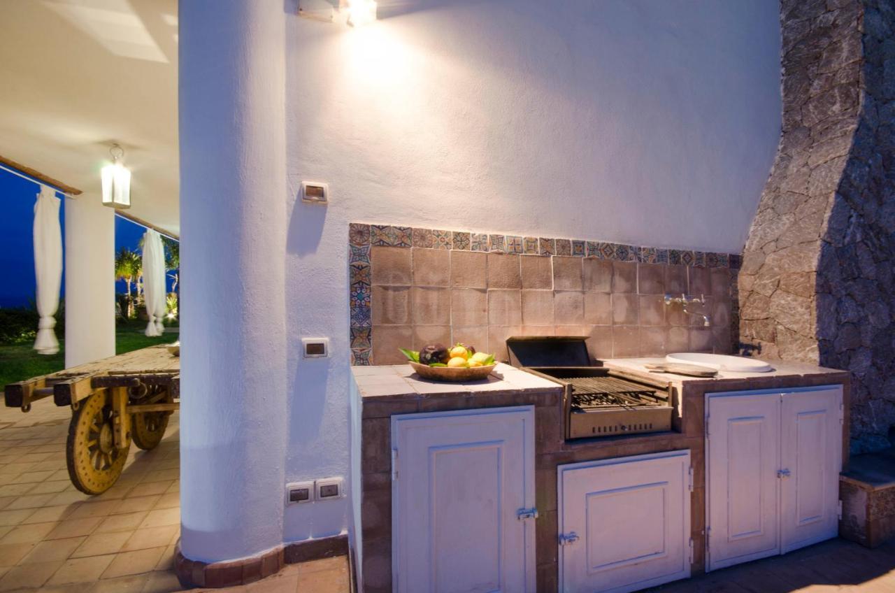 Luxury Taorum Villa With Spectacular Sea Views In Taormina Exterior foto